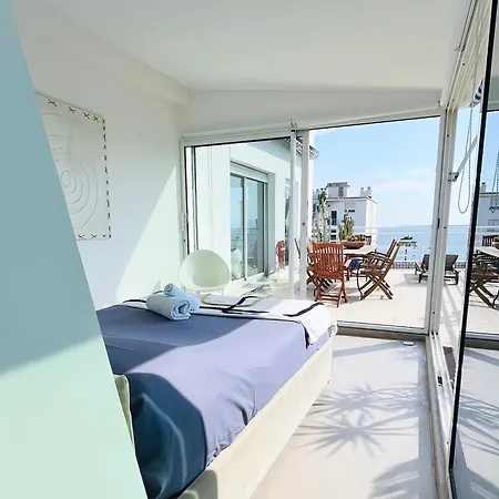 Daire Gullaumont 2 Superb Rooftop With Seafront Terrace *